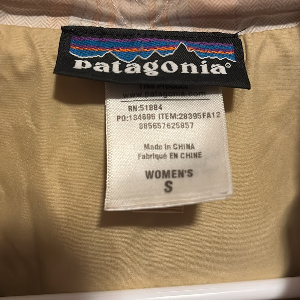 COPY - Patagonia Vest - Picture 2 of 5